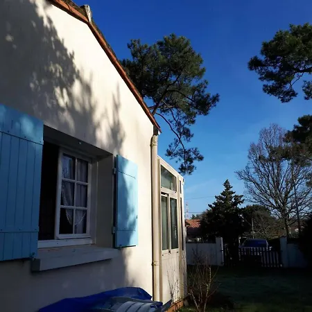 Semesterbostad Maison Meschers-sur-gironde, 3 Pieces, 4 Personnes - Fr-1-305c-25