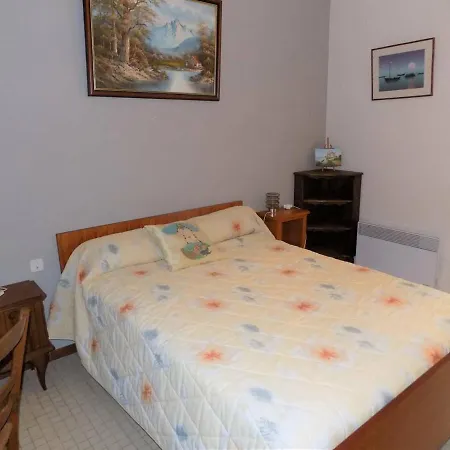 Maison Meschers-sur-gironde, 3 Pieces, 4 Personnes - Fr-1-305c-25 Semesterbostad *