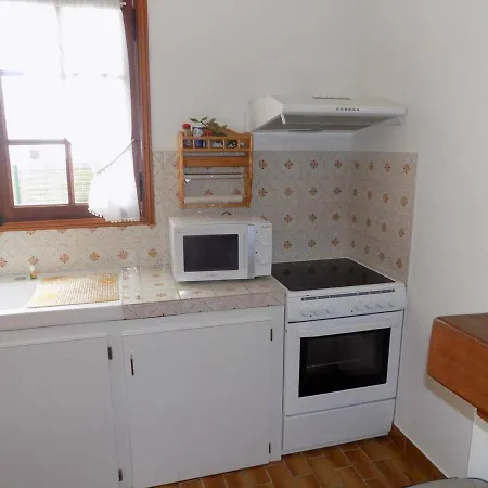 Semesterbostad Maison Meschers-sur-gironde, 3 Pieces, 4 Personnes - Fr-1-305c-25